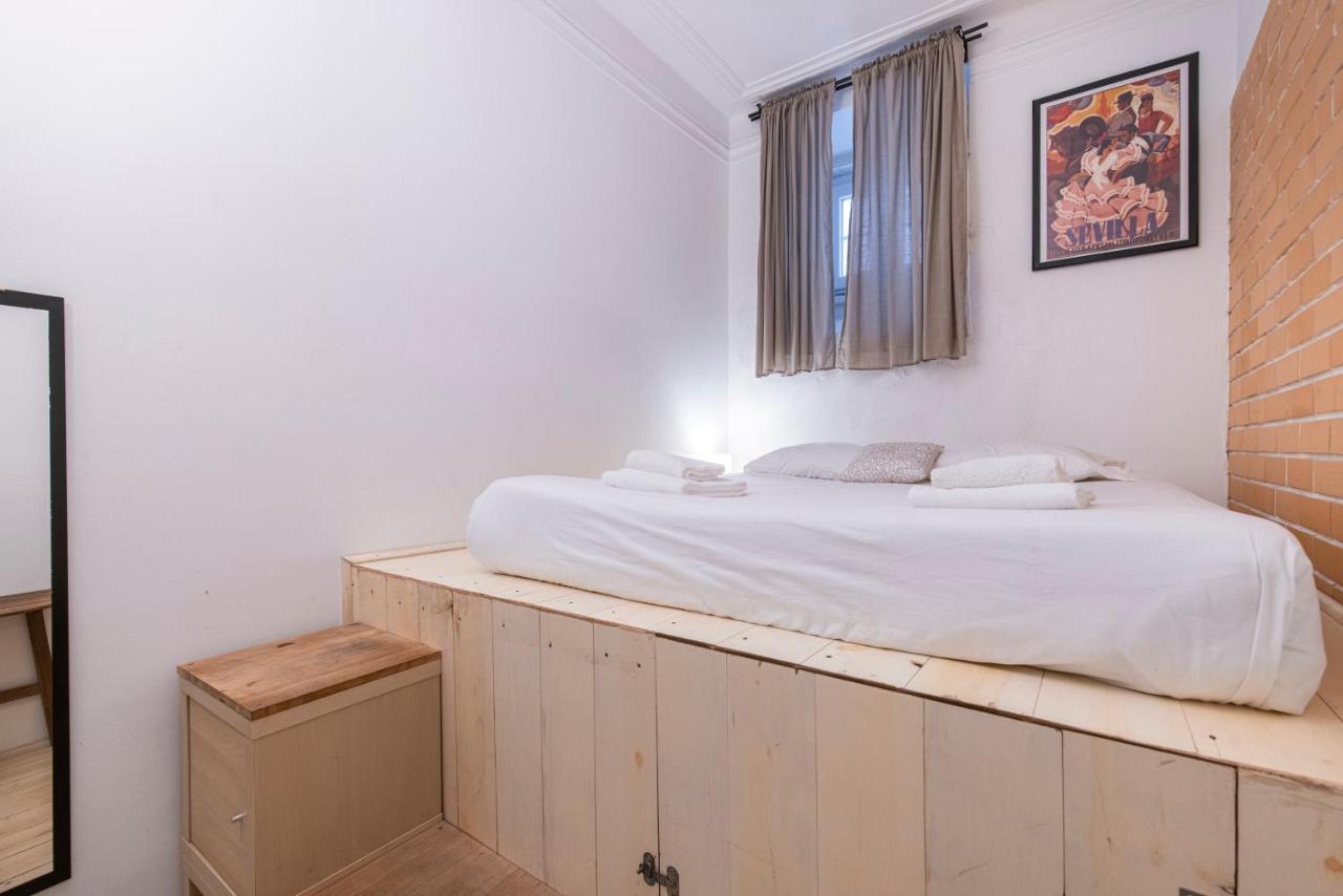 3Bdr Mouraria Apartment By Lovelystay Lisbona Esterno foto